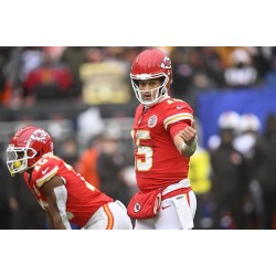 Patrick Mahomes alcanza el hito de las 100 victorias